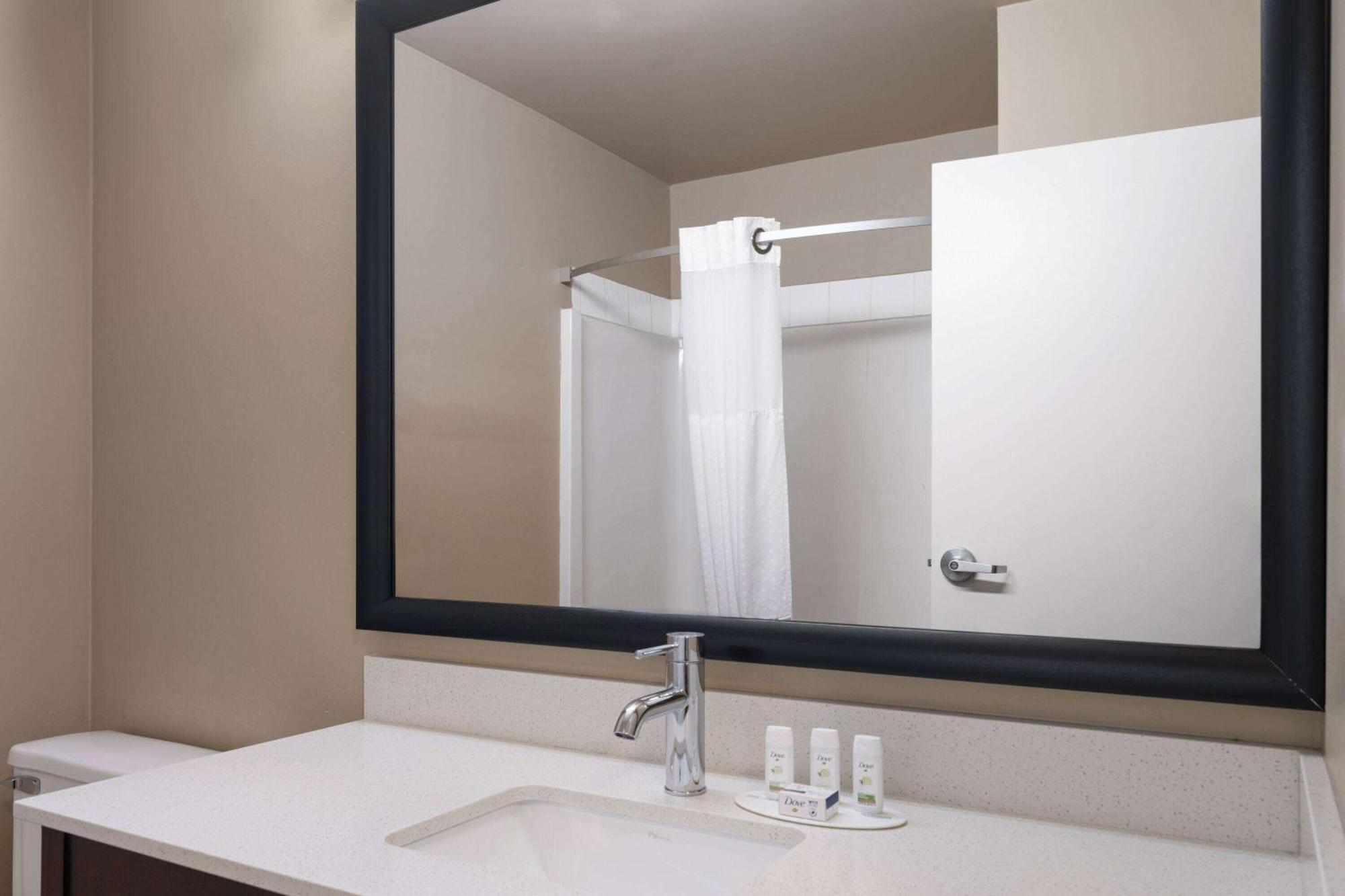 Super 8 By Wyndham Sherwood Park/Edmonton Area Extérieur photo