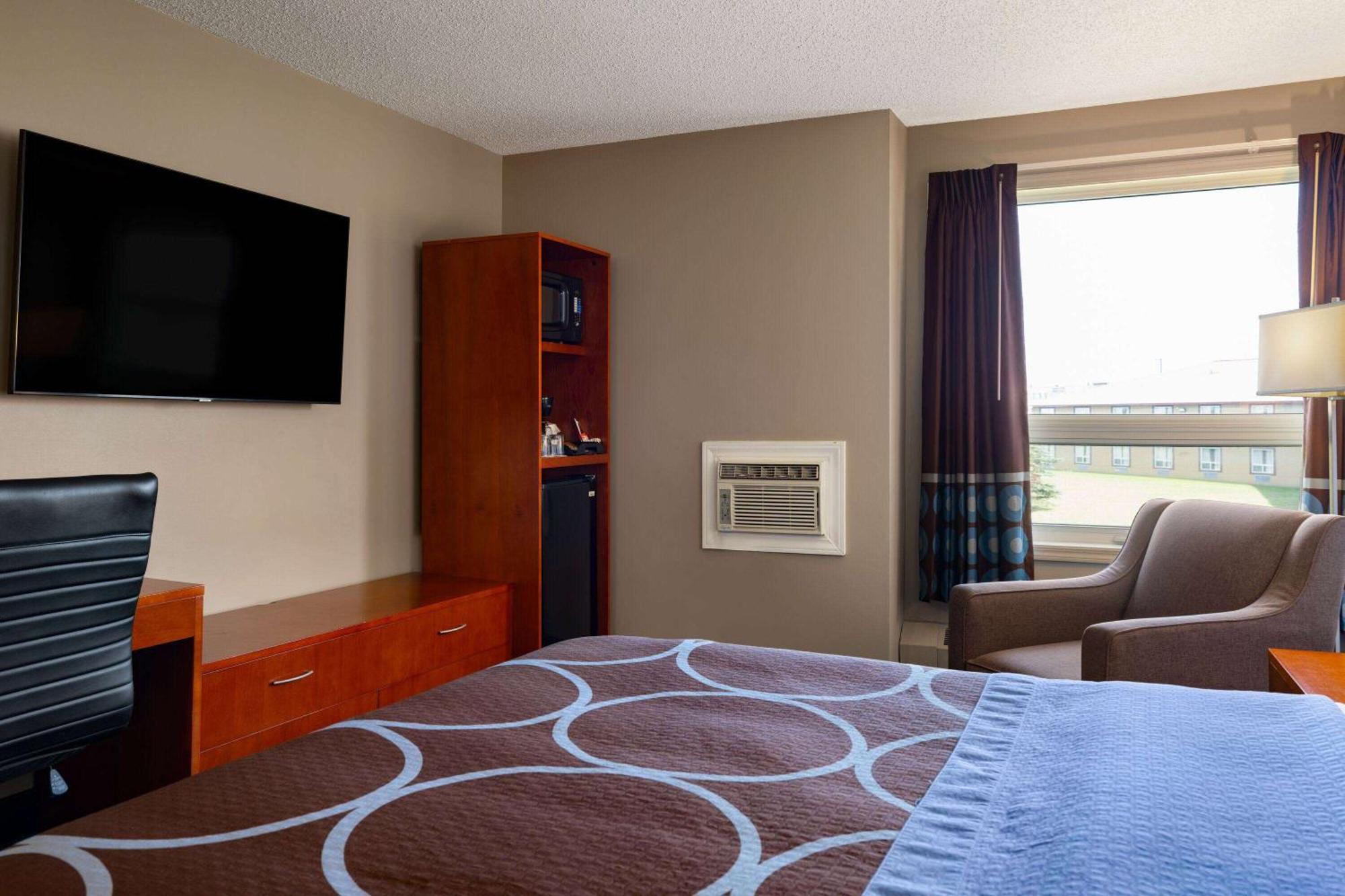 Super 8 By Wyndham Sherwood Park/Edmonton Area Extérieur photo