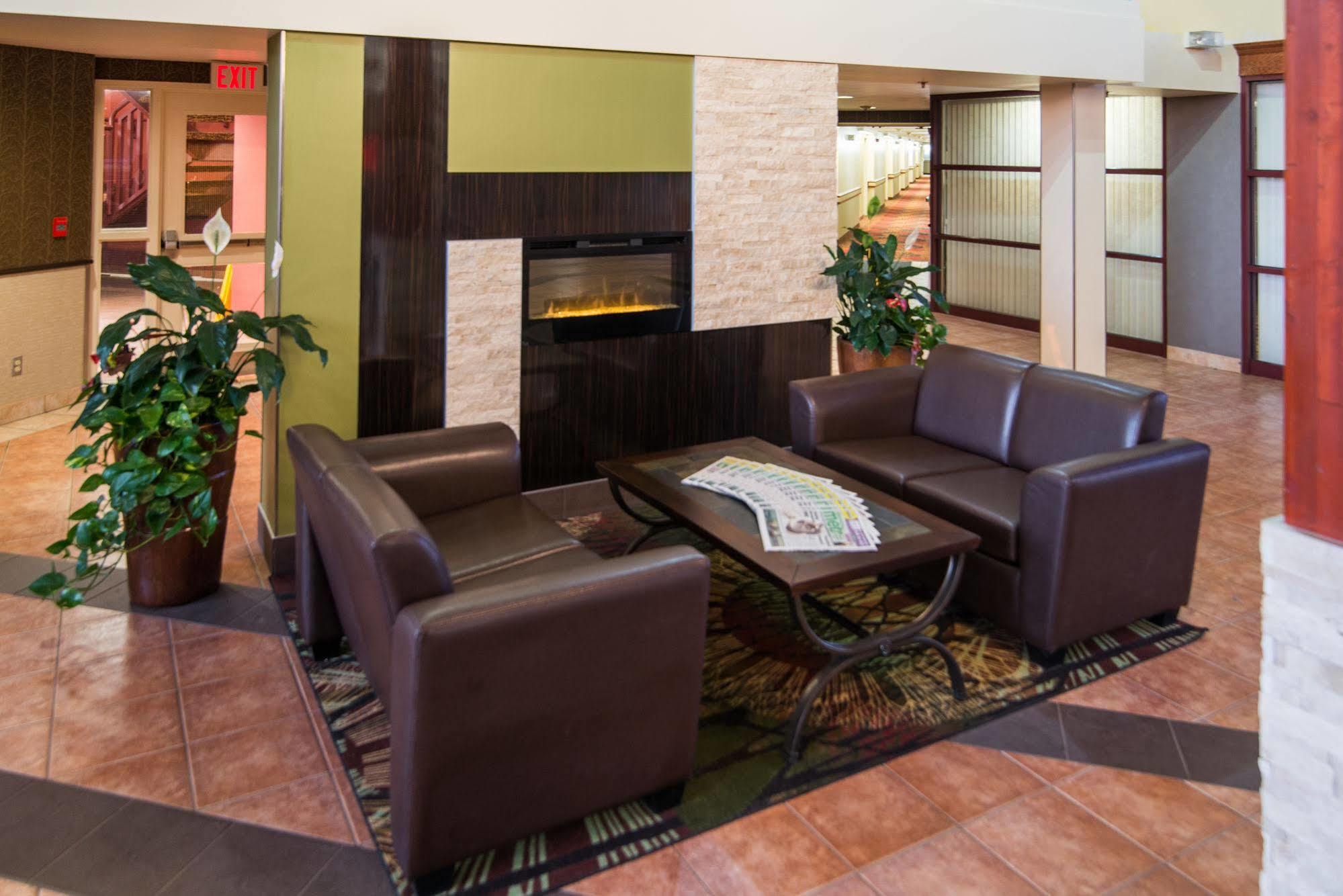 Super 8 By Wyndham Sherwood Park/Edmonton Area Extérieur photo