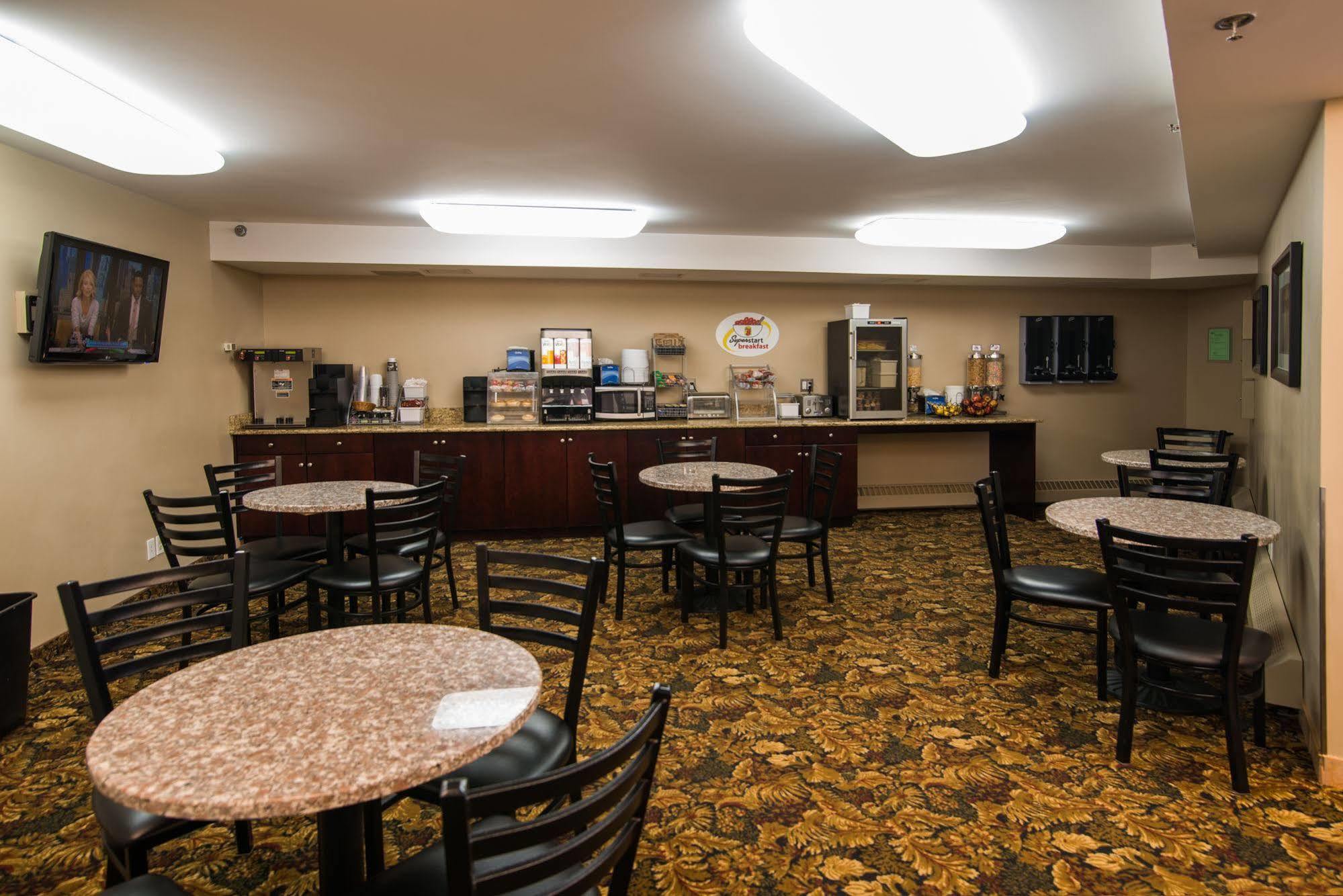 Super 8 By Wyndham Sherwood Park/Edmonton Area Extérieur photo