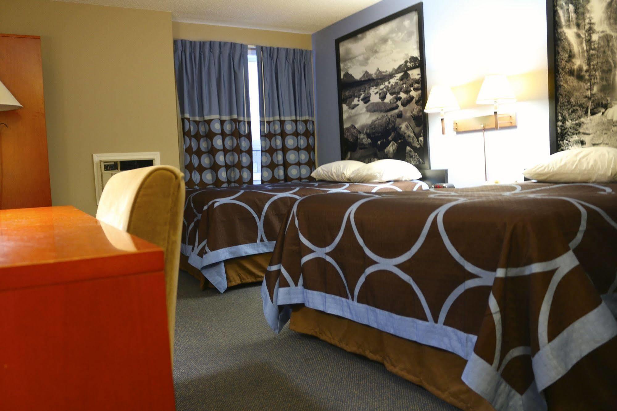 Super 8 By Wyndham Sherwood Park/Edmonton Area Extérieur photo
